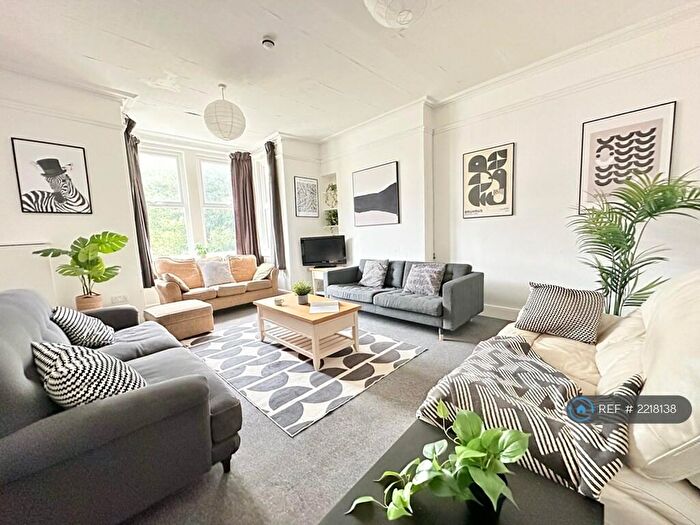 13 Bedroom Semi-Detached House To Rent In Union Road, Exeter, EX4