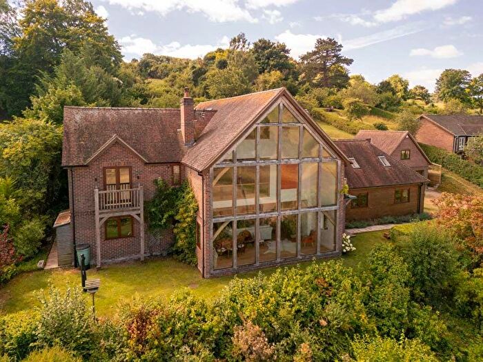 5 Bedroom Detached House For Sale In Oakridge House, Streatley On Thames, RG8