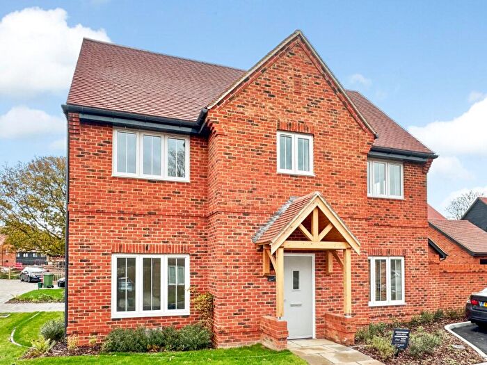 4 Bedroom Detached House For Sale In Coningsby Road, Hawkinge, Folkestone, Kent, CT18