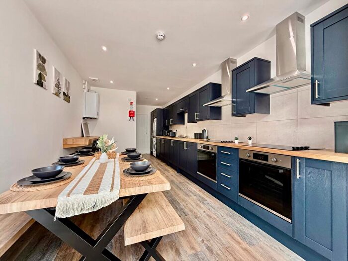1 Bedroom Flat To Rent In Shadwell Road, Portsmouth, PO2