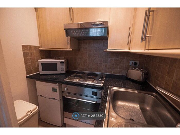 Studio To Rent In Victoria Road North, Southsea, PO5