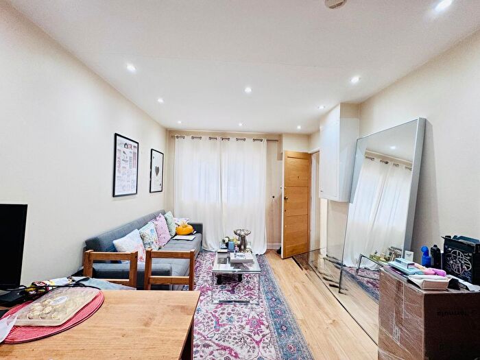 1 Bedroom Flat To Rent In Byron Road, Wembley, HA0