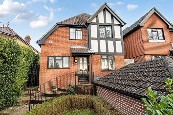 3 Bedroom Detached House For Sale In Glentrammon Road, Orpington, BR6