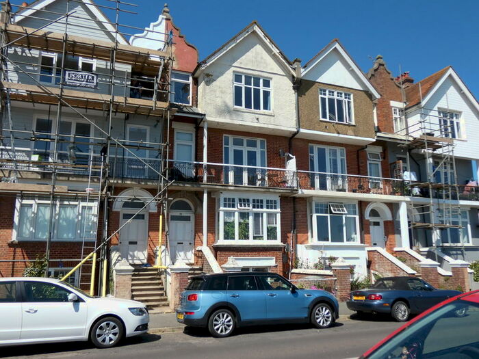 1 Bedroom Flat To Rent In South Terrace, Littlehampton, BN17