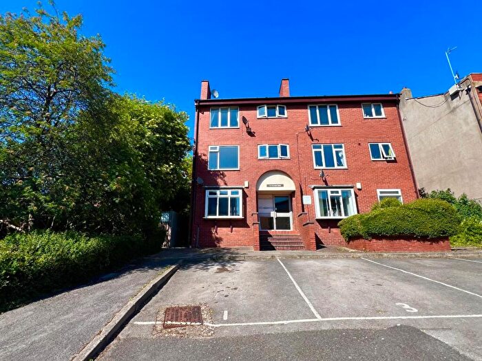 1 Bedroom Flat To Rent In Kendal Walk, Burley, Leeds, LS3