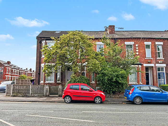 4 Bedroom Terraced House For Sale In Dickenson Road, Manchester, M14