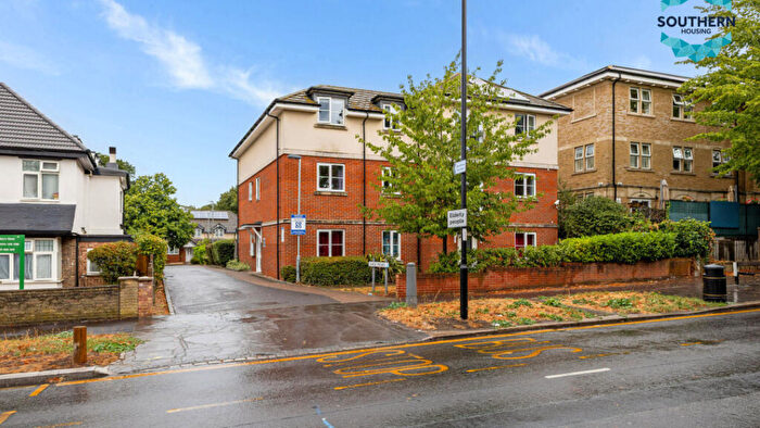 2 Bedroom Flat For Sale In Darwin Court, Warham Road, South Croydon, CR2