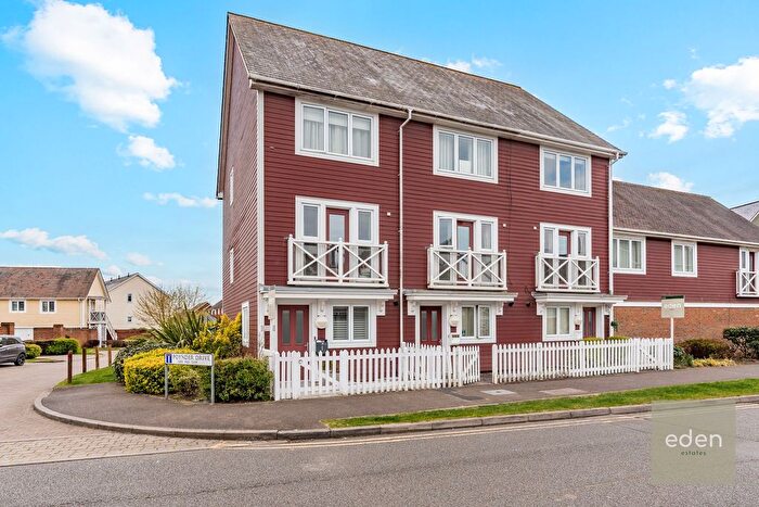 3 Bedroom End Terrace House For Sale In Poynder Drive, Snodland, ME6