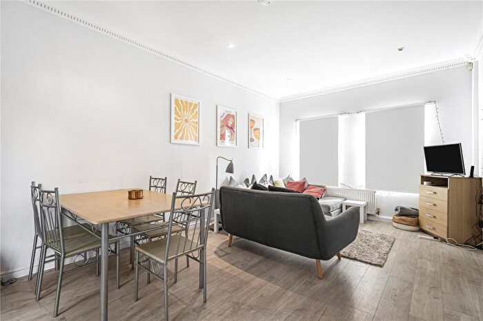4 Bedroom Terraced House To Rent In Anchor Terrace, Cephas Avenue, London, E1