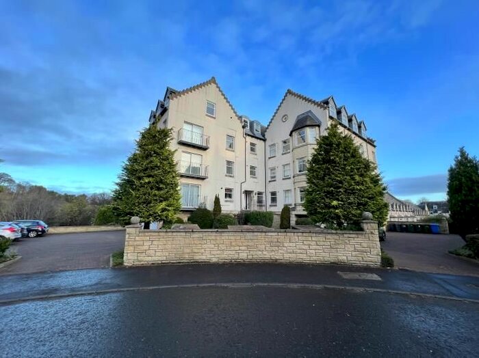 2 Bedroom Flat To Rent In Mid Steil, Edinburgh, EH10