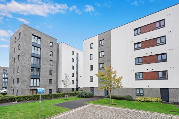 2 Bedroom Flat For Sale In / Arneil Drive, Crewe, Edinburgh, EH5