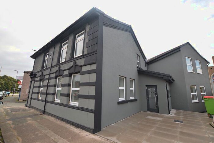 2 Bedroom Flat To Rent In Flat, Walthew Lane, Platt Bridge, WN2