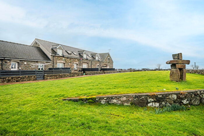 3 Bedroom Barn Conversion For Sale In Llangefni, LL77