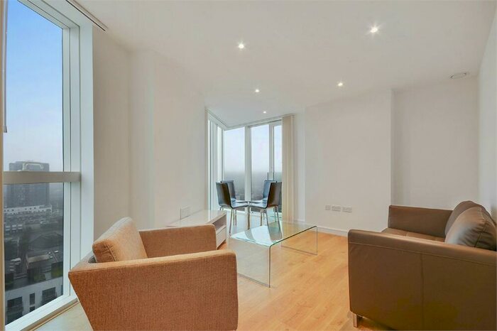 1 Bedroom Apartment To Rent In Pinnacle Apartments, Saffron Central Square, Croydon, CR0