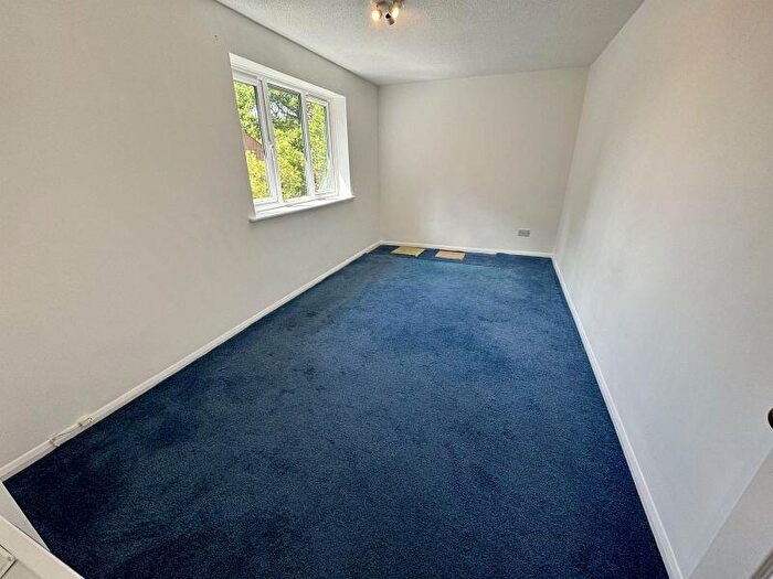 1 Bedroom Flat To Rent In Bookham Court, Church Road, Bookham, KT23