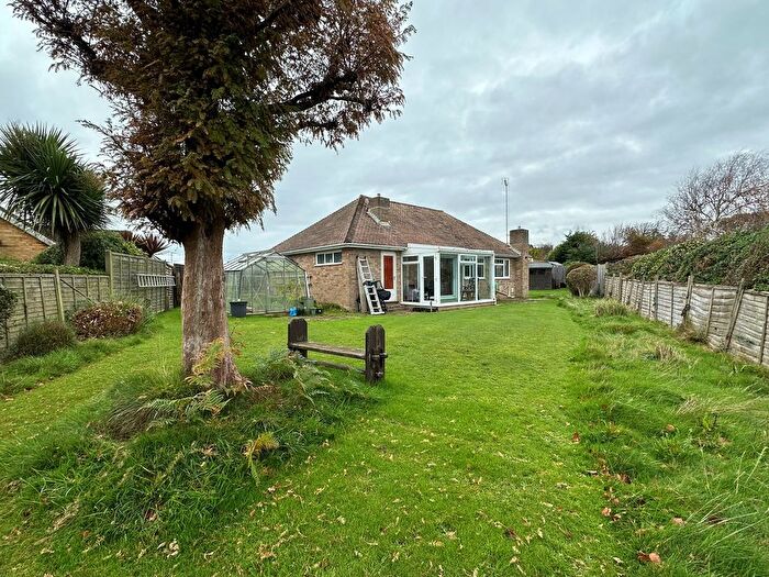 2 Bedroom Detached Bungalow For Sale In Findon Close, Bexhill-On-Sea, TN39