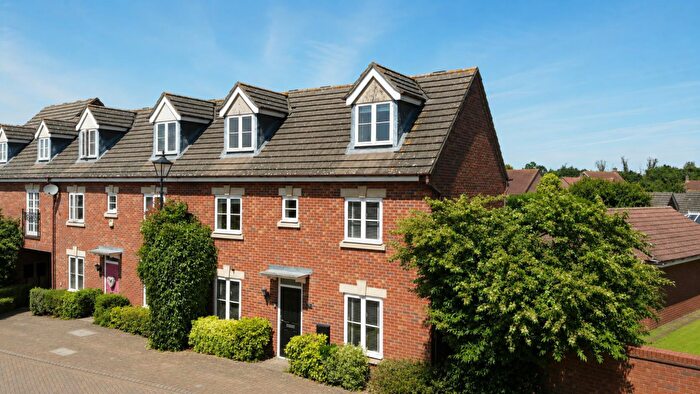 4 Bedroom End Of Terrace House For Sale In Hillbeck Grove, Middleton, Milton Keynes, MK10