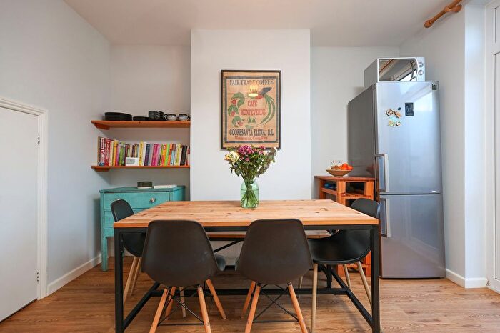 3 Bedroom Terraced House For Sale In Kellaway Avenue, Bristol, BS6