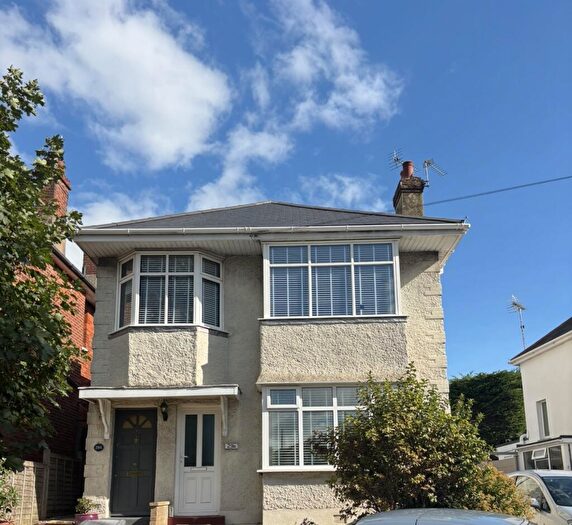 1 Bedroom Flat To Rent In Charminster Avenue, Bournemouth, Bournemouth Christchurch Poole, BH9