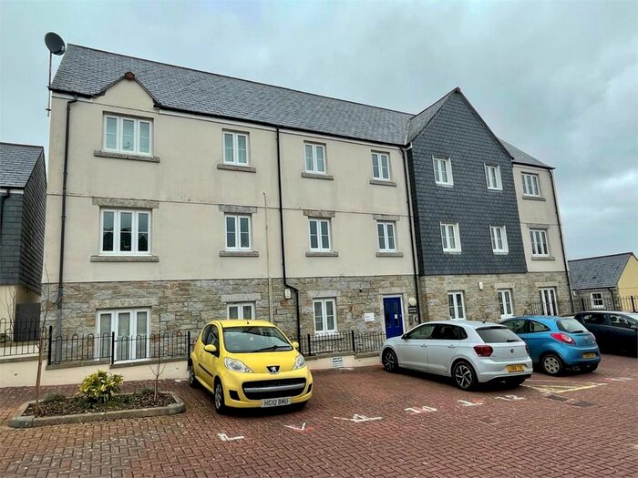 2 Bedroom Flat To Rent In Pagoda Drive, Duporth, St Austell, PL26