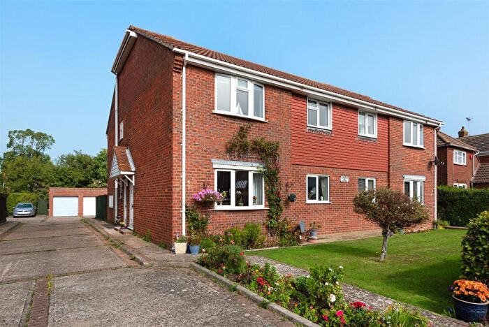 2 Bedroom Apartment To Rent In Tankerton Road, Whitstable, CT5