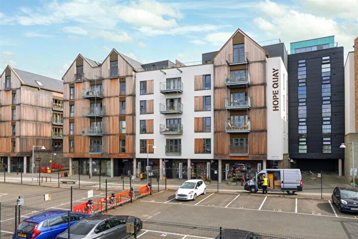 1 Bedroom Apartment To Rent In Rope Walk, Bristol, BS1
