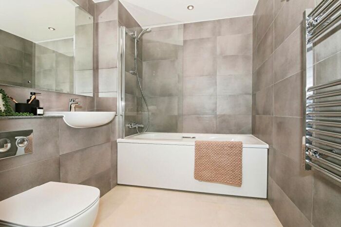 2 Bedroom Apartment To Rent In Northminster, Peterborough, PE1