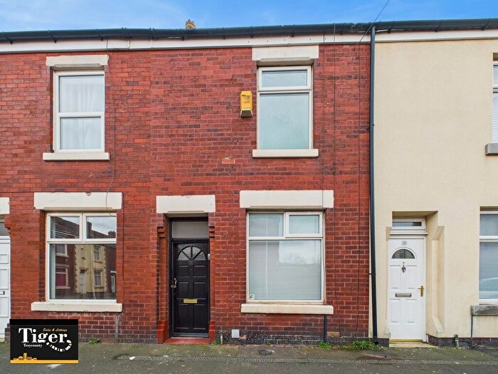 2 Bedroom Terraced House To Rent In Aintree Road, Blackpool, FY4