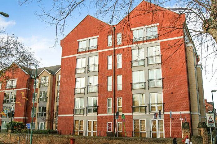 1 Bedroom Flat To Rent In The Pavilion, Russell Road, NG7