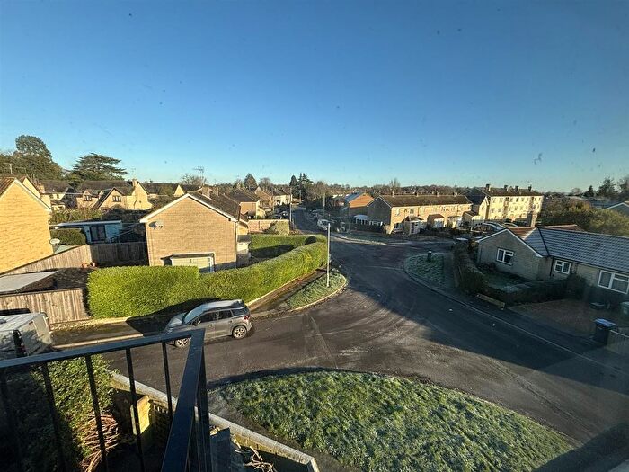 2 Bedroom Flat For Sale In Dickens Avenue, Corsham, SN13