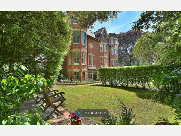 2 Bedroom Flat To Rent In Chester House, Bournemouth, BH2