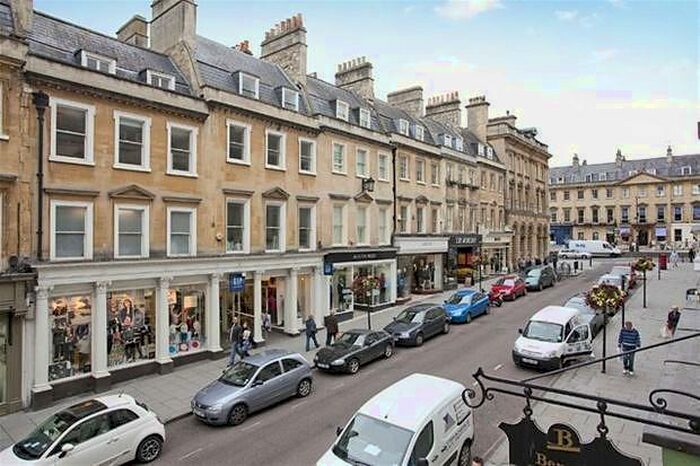 1 Bedroom Flat Share To Rent In Milsom Street, Bath, BA1