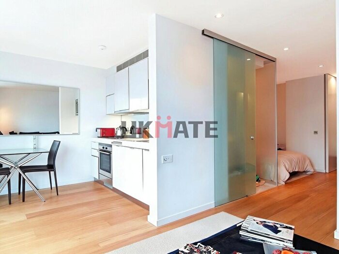 1 Bedroom Flat To Rent In Ontario Tower, Fairmont Avenue, E14