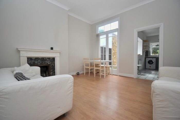 1 Bedroom Flat To Rent In Canadian Avenue, London, SE6