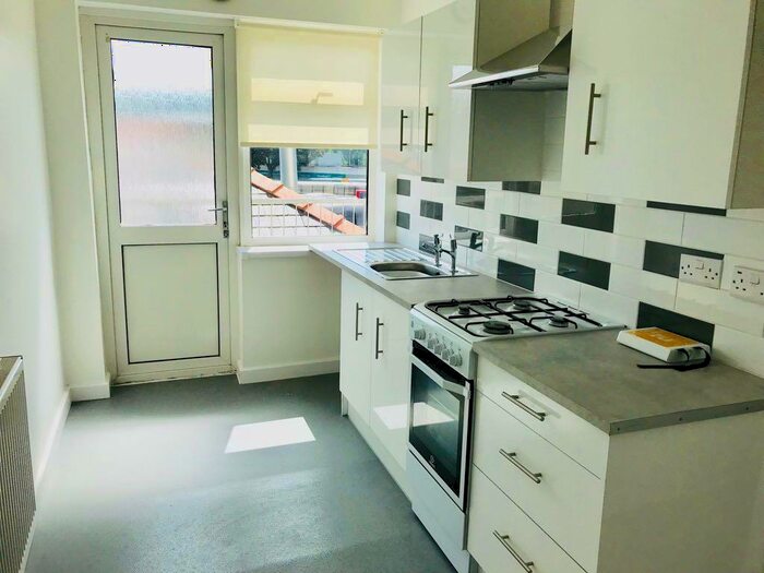 1 Bedroom Flat To Rent In Glebeland Street, Merthyr Tydfil, CF47