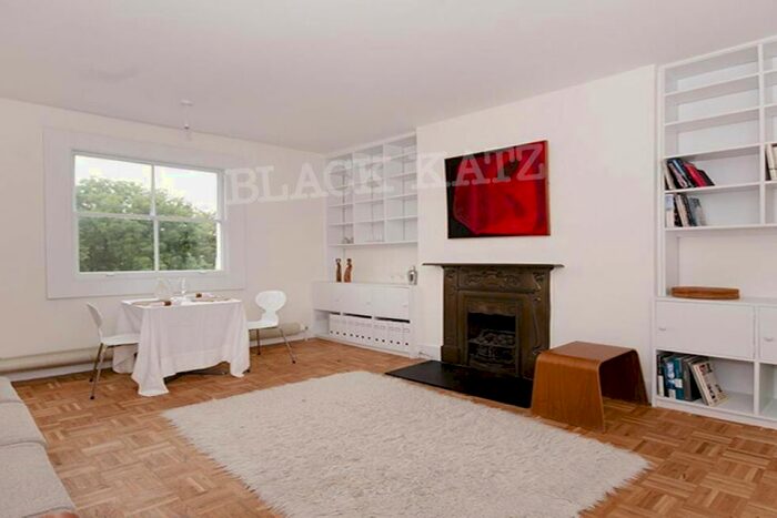 2 Bedroom Flat To Rent In South Villas, London, NW1
