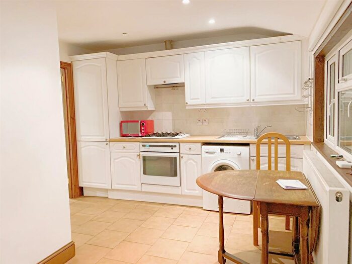 1 Bedroom Bungalow To Rent In Horn Lane, London, W3