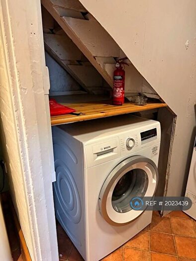 2 Bedroom End Of Terrace House To Rent In The Chantry, Chippenham, SN15