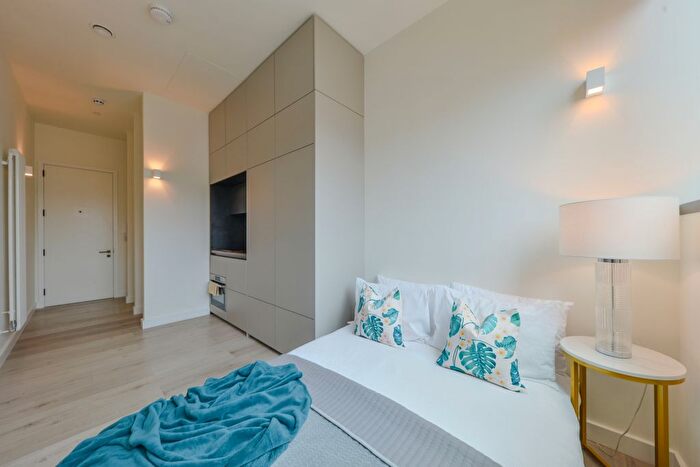 1 Bedroom Studio To Rent In George Street, Luton, LU1