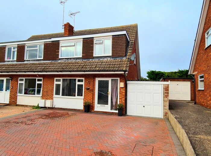 3 Bedroom Semi-Detached House To Rent In Lavender Close, Tiptree, Colchester CO5