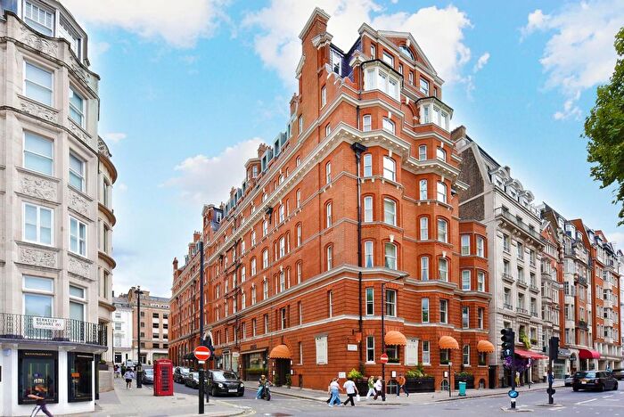 6 Bedroom Flat For Sale In Huge Lateral Apartment Hay Hill, Mayfair, London, W1J