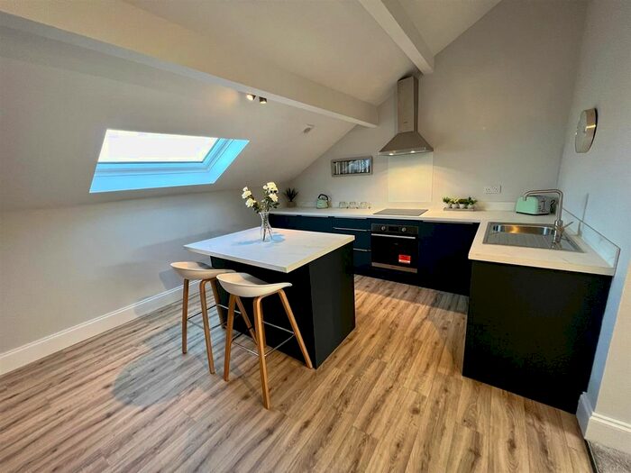 3 Bedroom Flat To Rent In Westminster House, Ellesmere Road, Ellesmere Park, Manchester, M30