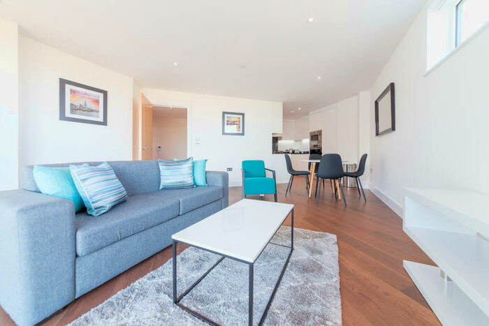 2 Bedroom Apartment To Rent In Gateway Tower, Western Gateway, London, E16