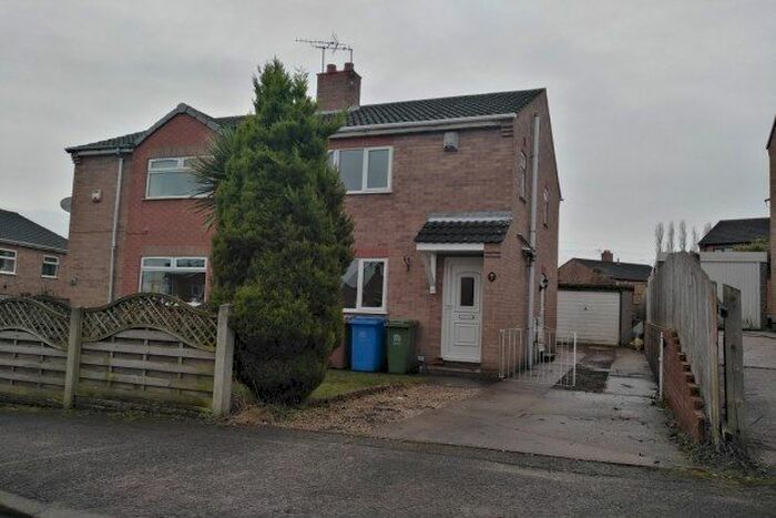 3 Bedroom Semi-Detached House To Rent In Romsey Place, Mansfield NG19