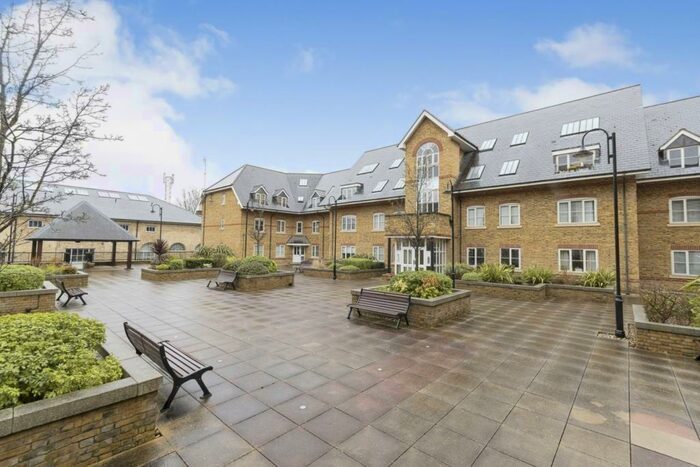 2 Bedroom Apartment To Rent In Station Road, Ware, SG12