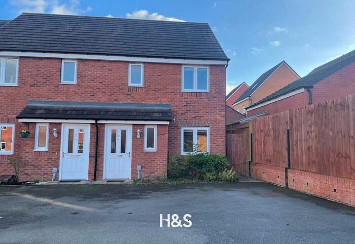 3 Bedroom Semi-Detached House To Rent In Berry Maud Lane, Solihull, B90