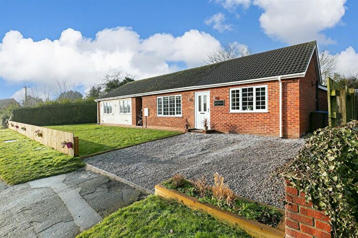 5 Bedroom Detached Bungalow For Sale In Green Lane, East Cottingwith, York, YO42
