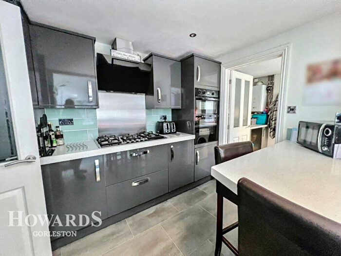 3 Bedroom End Of Terrace House For Sale In Blackwall Reach, Gorleston, NR31