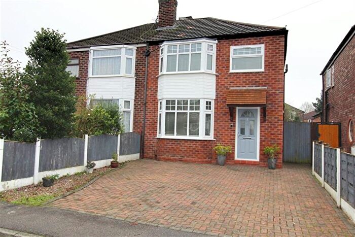 3 Bedroom Semi-Detached House To Rent In Marton Grove, Stockport, SK4