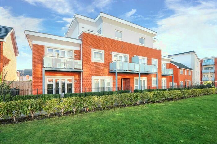 2 Bedroom Apartment To Rent In Palmerston House, Aran Walk, Reading, Berkshire, RG2